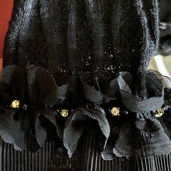 Vandana Embellished Black Sweater Sz. M - Picture 2 of 6